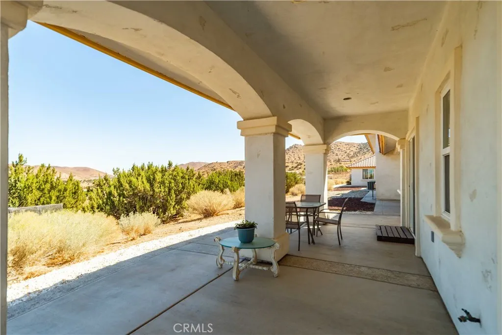 32132 Calle Del Roja, Acton, California 93510 home-pic-57